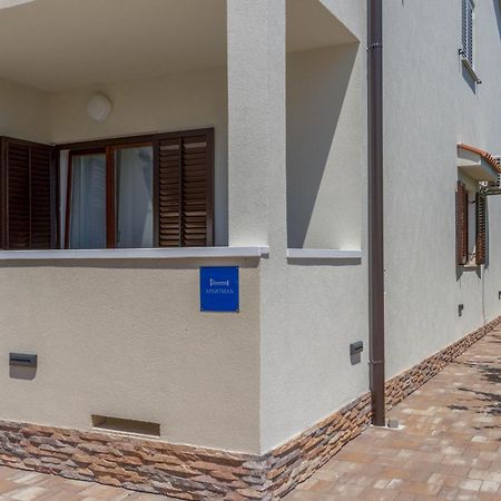 Apartment Jadran Baska מראה חיצוני תמונה